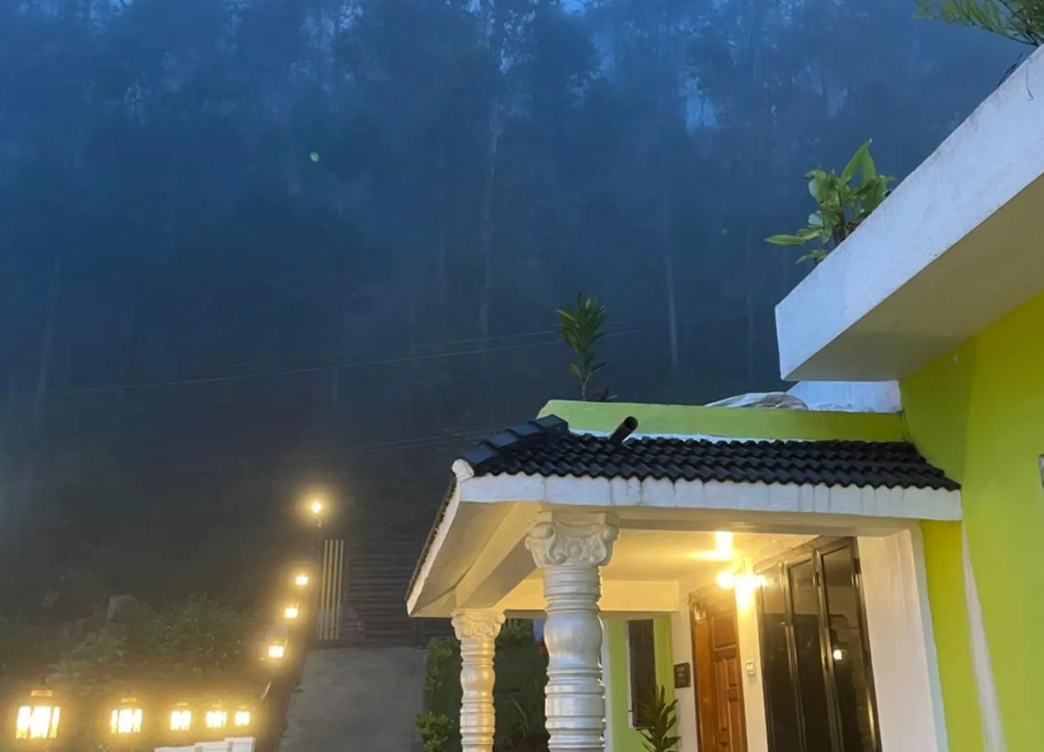 Mountain Cheers Munnar Villa